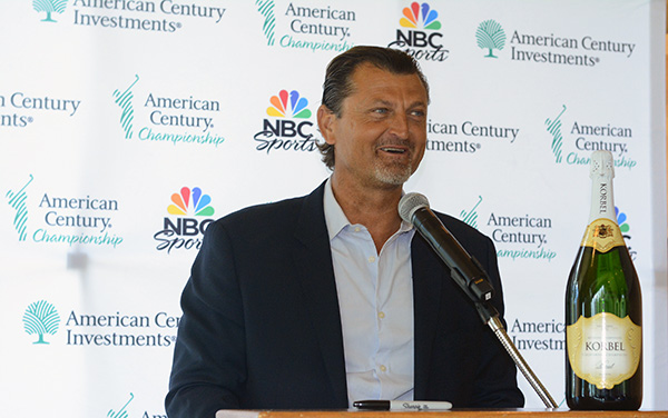 Soon-to-be Baseball Hall of Famer Trevor Hoffman speaks on Tuesday at Tahoe Edgewood Golf Course. Tim Parsons / Tahoe Onstage