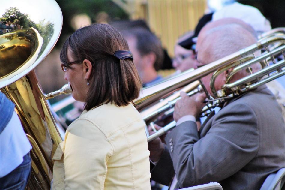 Tuba and trombone players.
