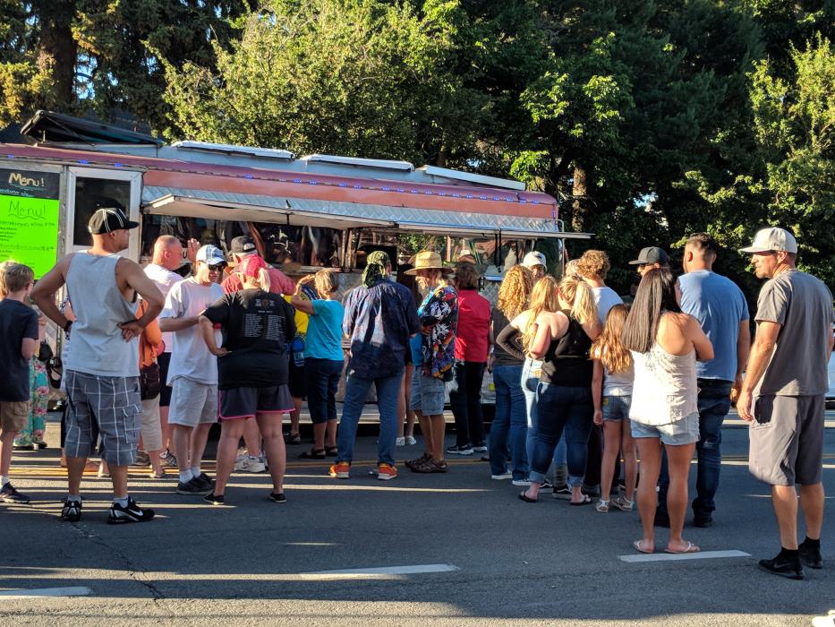 Hungry participants filled their stomachs with King of Kings Food Truck.