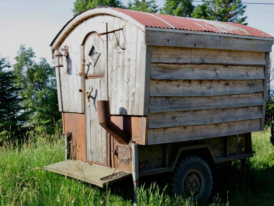 Mobile sauna.
