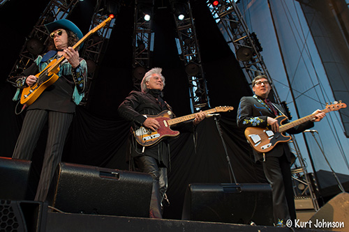 “Cuzin” Kenny Vaughan, left, Marty Stuart and Chris Scruggs at the Lake Tahoe Outdoor Arena at Harveys. Photo by Kurt Johnson