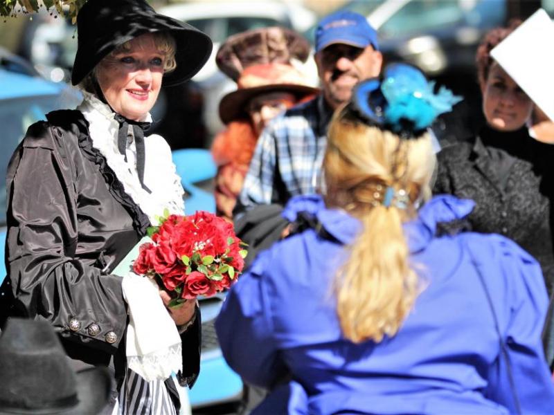 Photos by Brett Fisher. Historical reenactors treat Ghost Walk guests to some live history Saturday.