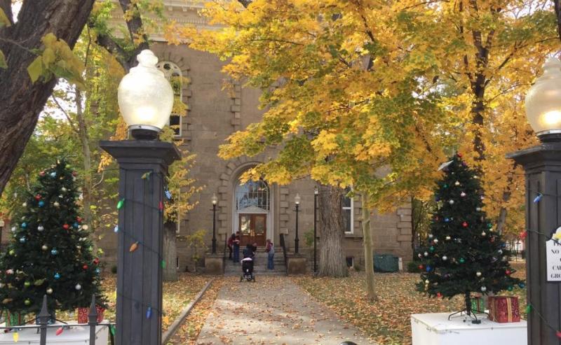 The capitol building in Carson City is beginning to look like Christmas.