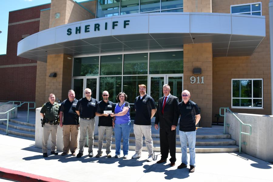 Sheriff’s Office Search and Rescue Receives Generous Donation from Shepherd of the Sierra Lutheran Church