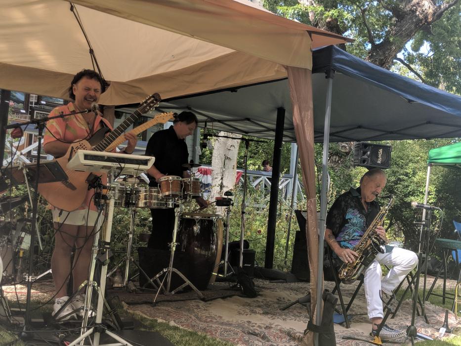 The Rocky Tatarelli Band kicked-off the jazz festival at the Bliss Mansion.