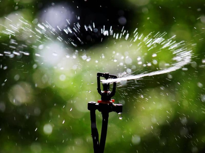 For maximum water use efficiency, you can set your sprinklers’ timer based on weather data. Wikipedia photo