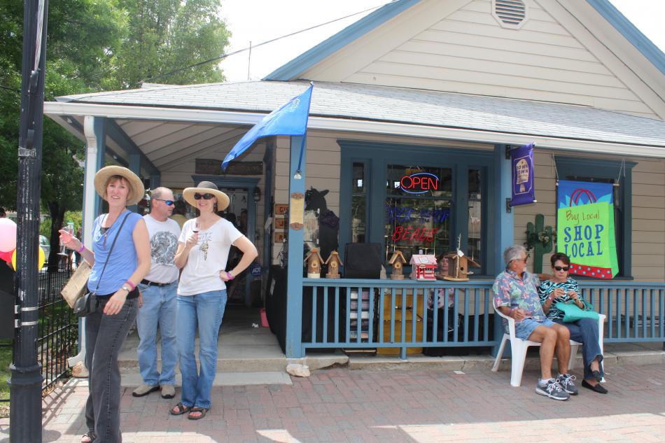 Wine Walk photo by Rachel Spacek