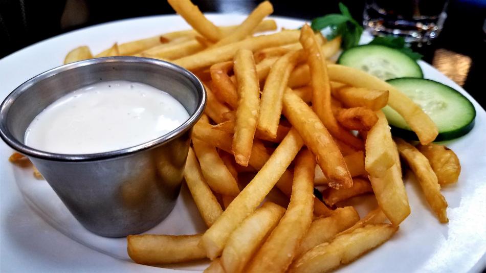 French fries and ranch dressing at Bleu Cafe.