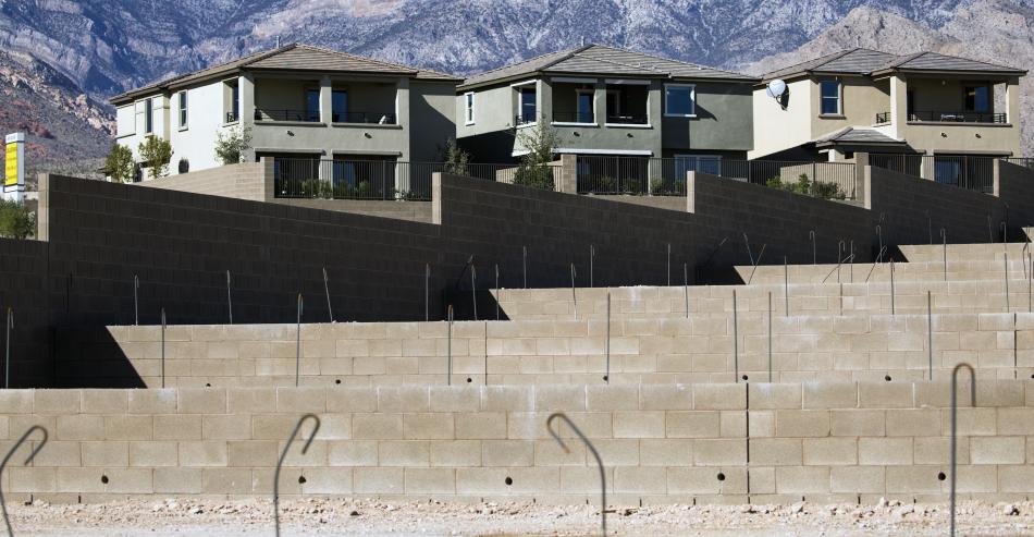 Construction on single-family homes in Summerlin on Wednesday, November 22, 2017. (Jeff Scheid/The Nevada Independent)