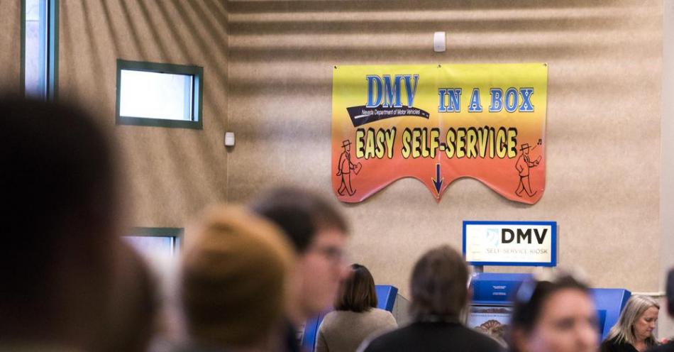 People wait in line at DMV office in Henderson on Tuesday, Jan. 2, 2018. (Jeff Scheid/The Nevada Independent)