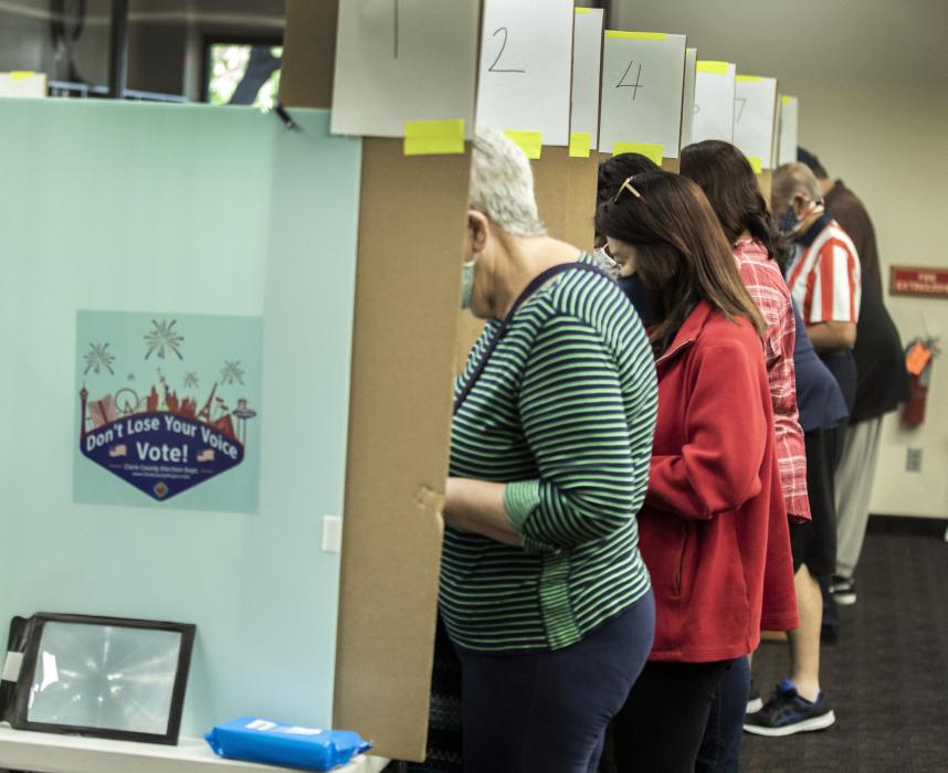 Voters cast their ballots in Sun City Summerlin on Tuesday, Nov. 3, 2020. (Jeff Scheid/The Nevada Independent)