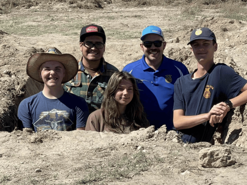 From Left to Right: Maximillian Bushey, Eduardo Fonseca, Lauren Davis, Coach Charlie Mann, Tanner McCune