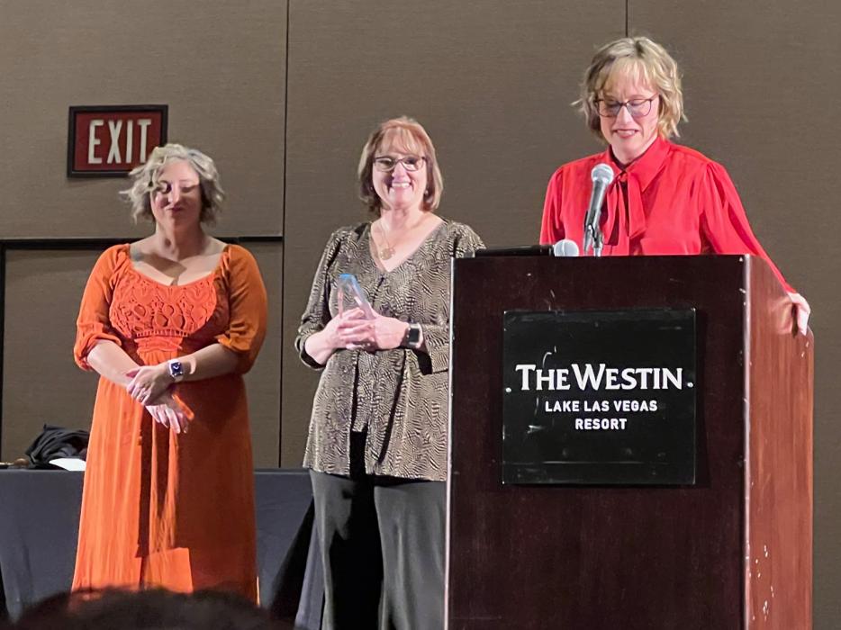Cheryl Richetta receives Administrator of the Year.