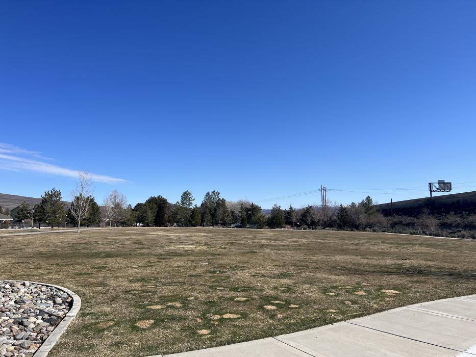 The bigger east side of the park.