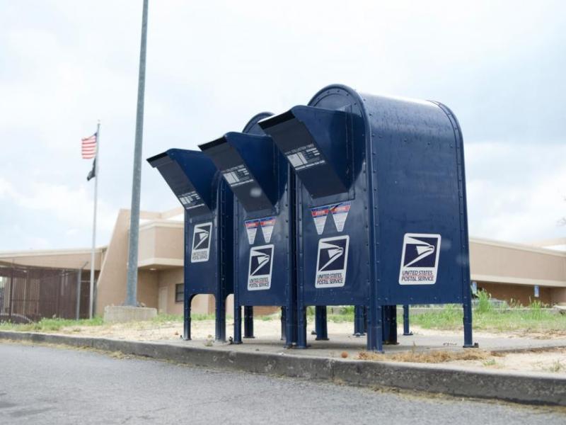 The Washington post office in Reno on April 23, 2024. (David Calvert/The Nevada Independent)