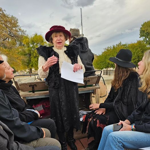 Author Janice Oberding sharing spooky stories