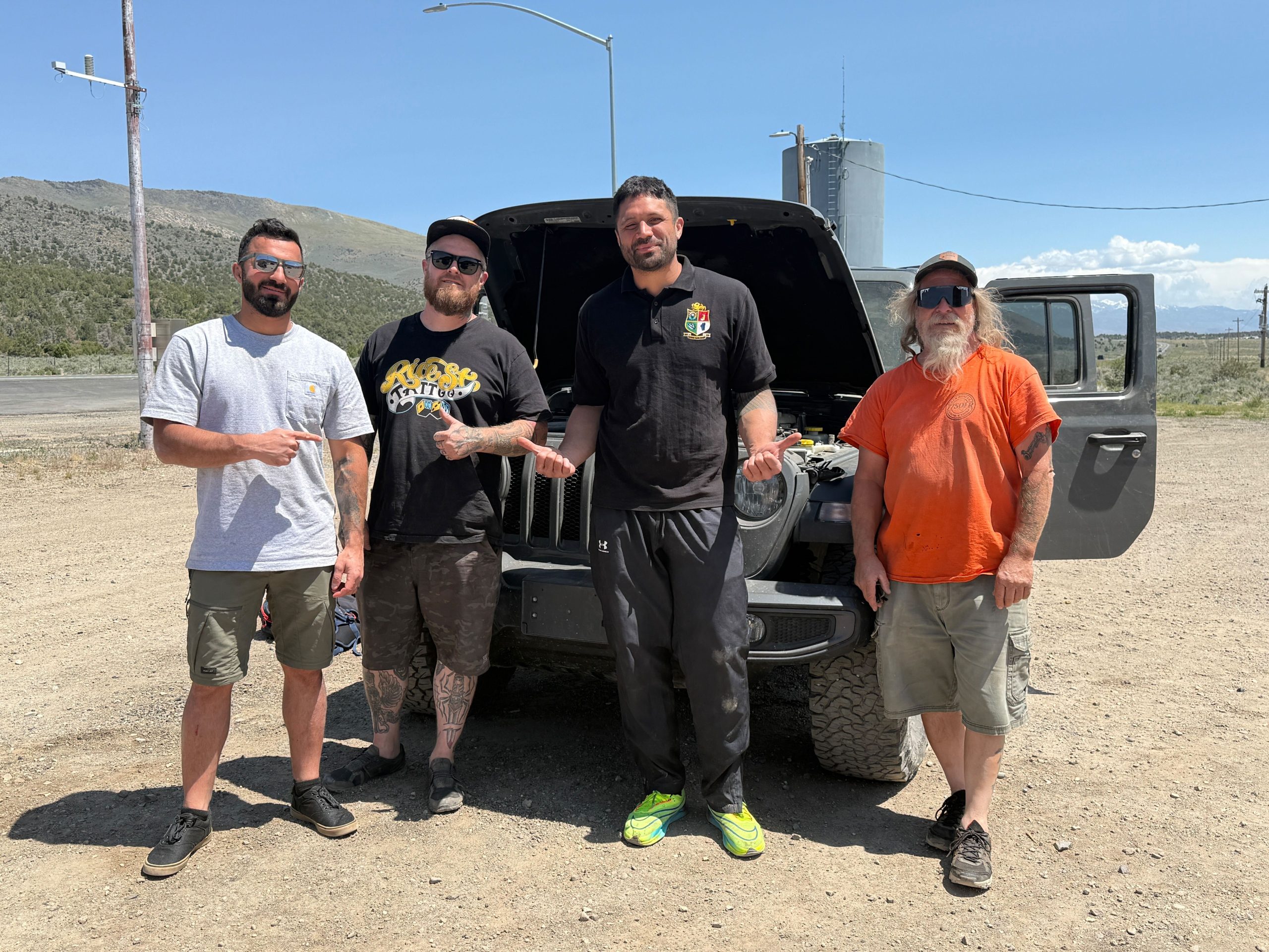 CHP helicopter and 775 Off Road and Recovery, rescue two stranded Jeep ...