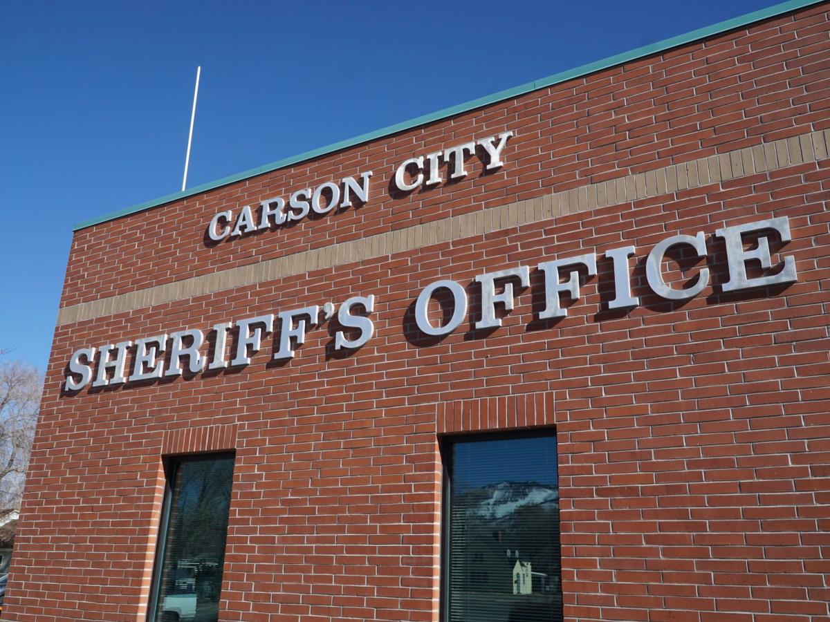 Carson City man booked on second domestic battery after allegedly ‘beating’, following girlfriend with metal bar 