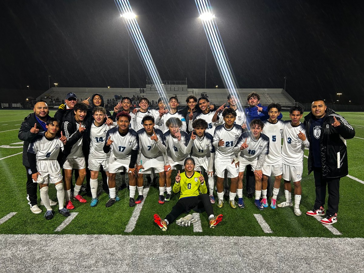 Carson Senators claim Sierra League soccer title, set to host Sparks in regional playoffs